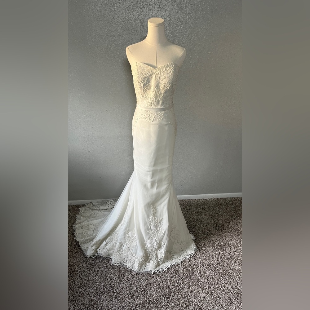 Robert Bullock Bridal Gown | Vintage Style Fit and Flare Strapless Sweetheart
